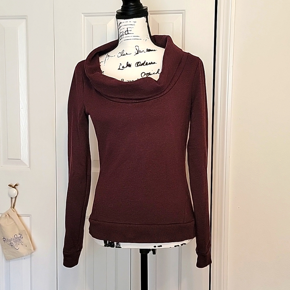 Converse Scoop neck purple sweatshirt, Sz Sm